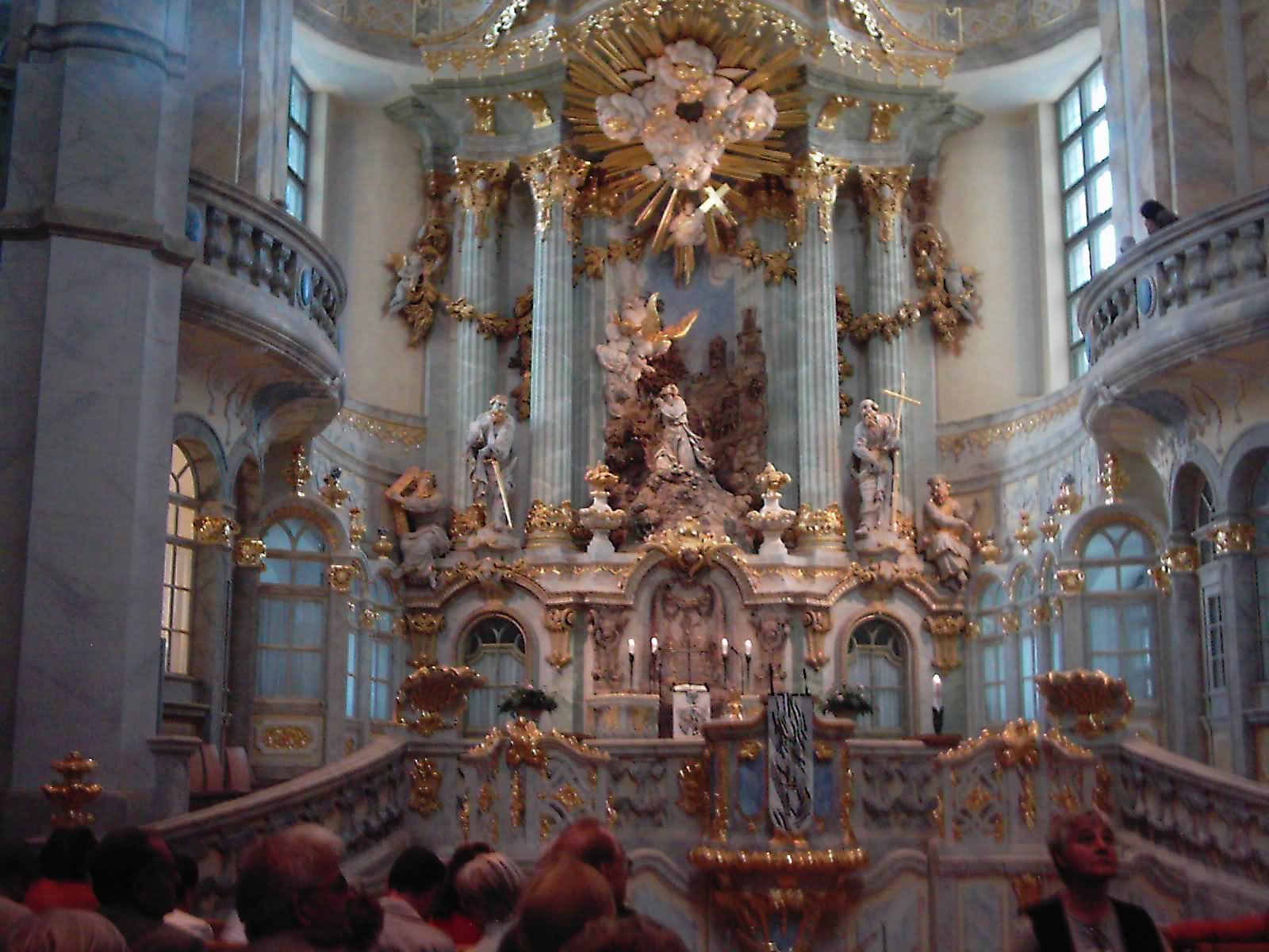Frauenkirche Dresden Altar Insdie Picture