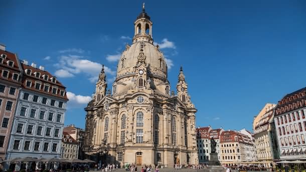 Front Facade Image Of The Frauenkirche Dresden