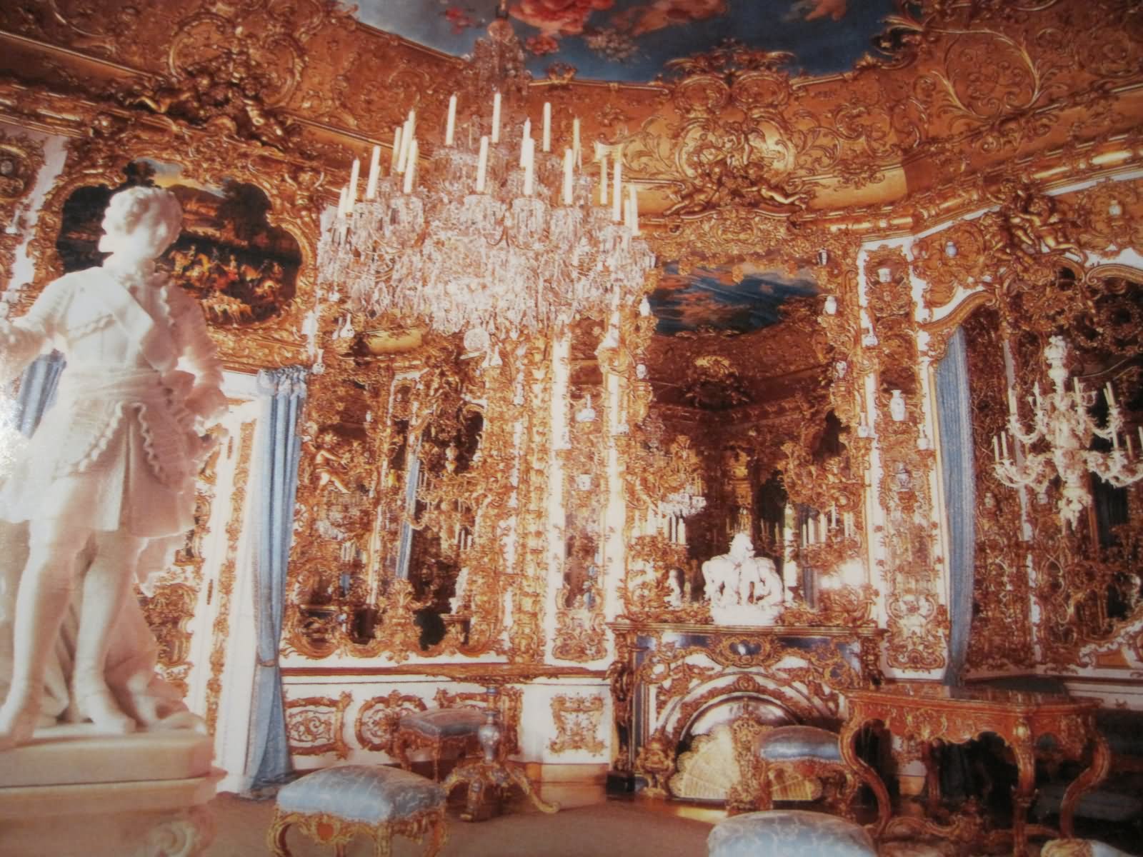Hall Of Mirrors Inside The Linderhof Palace