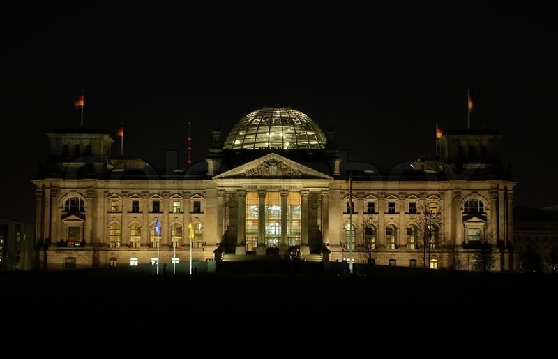Incredible Night Picture Of The Reichstag Building In Berlin, Germany