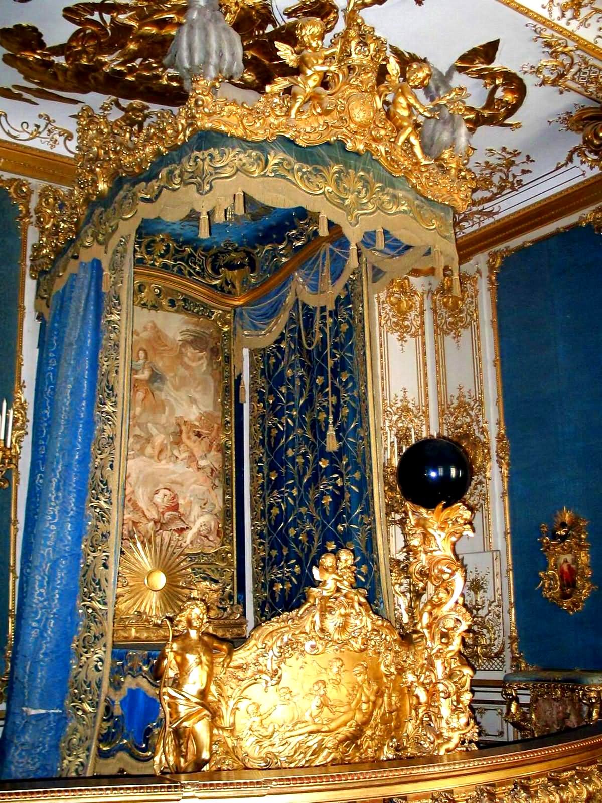 Ludwig's Private Bedroom Inside The Linderhof Palace