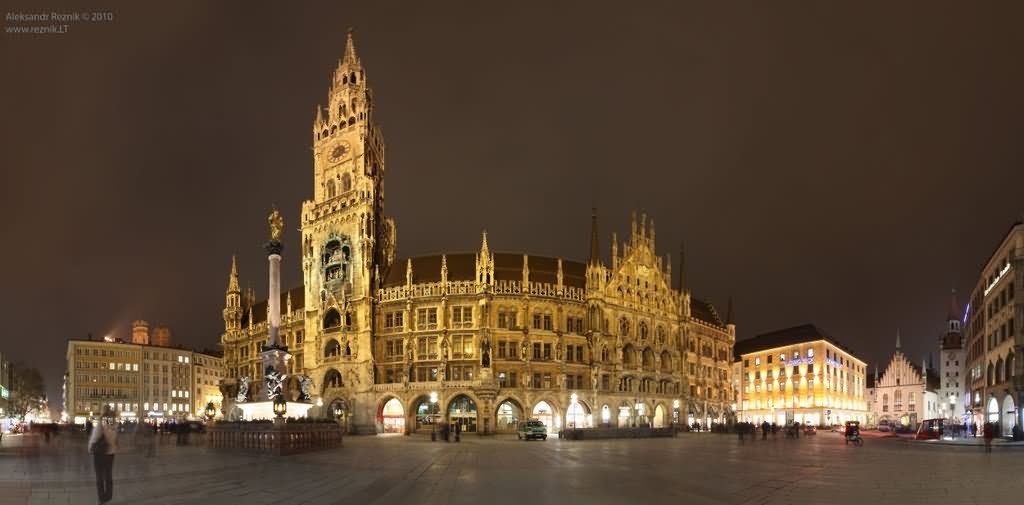 Munich Neues Rathaus At Night Picture