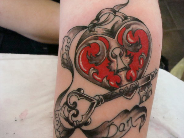 Red Lock Heart And Skeleton Key Tattoo