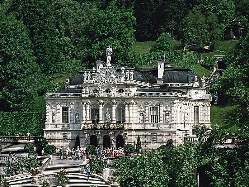 Side View Image Of The Linderhof Palace In Bavaria, Germany