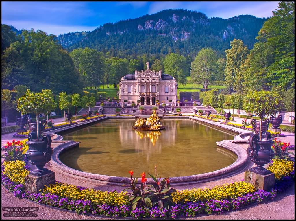 The Linderhof Palace And Park Picture