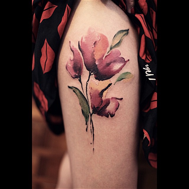 Watercolor Poppy Flower Tattoo On Girl Right Thigh