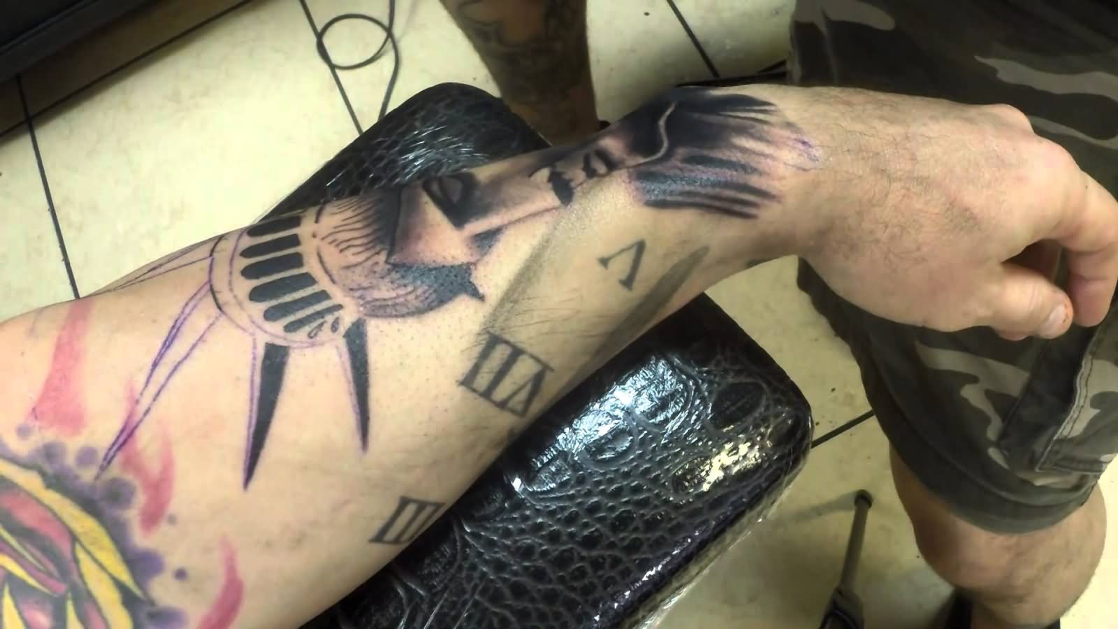 Black Ink 3D Statue Of Liberty Tattoo On Left Arm
