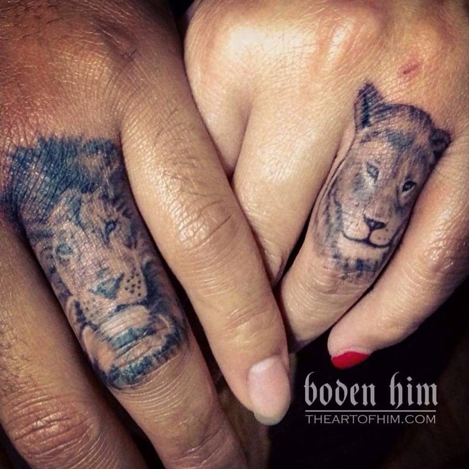 Lion And Lioness Head Tattoos on Couple Fingers