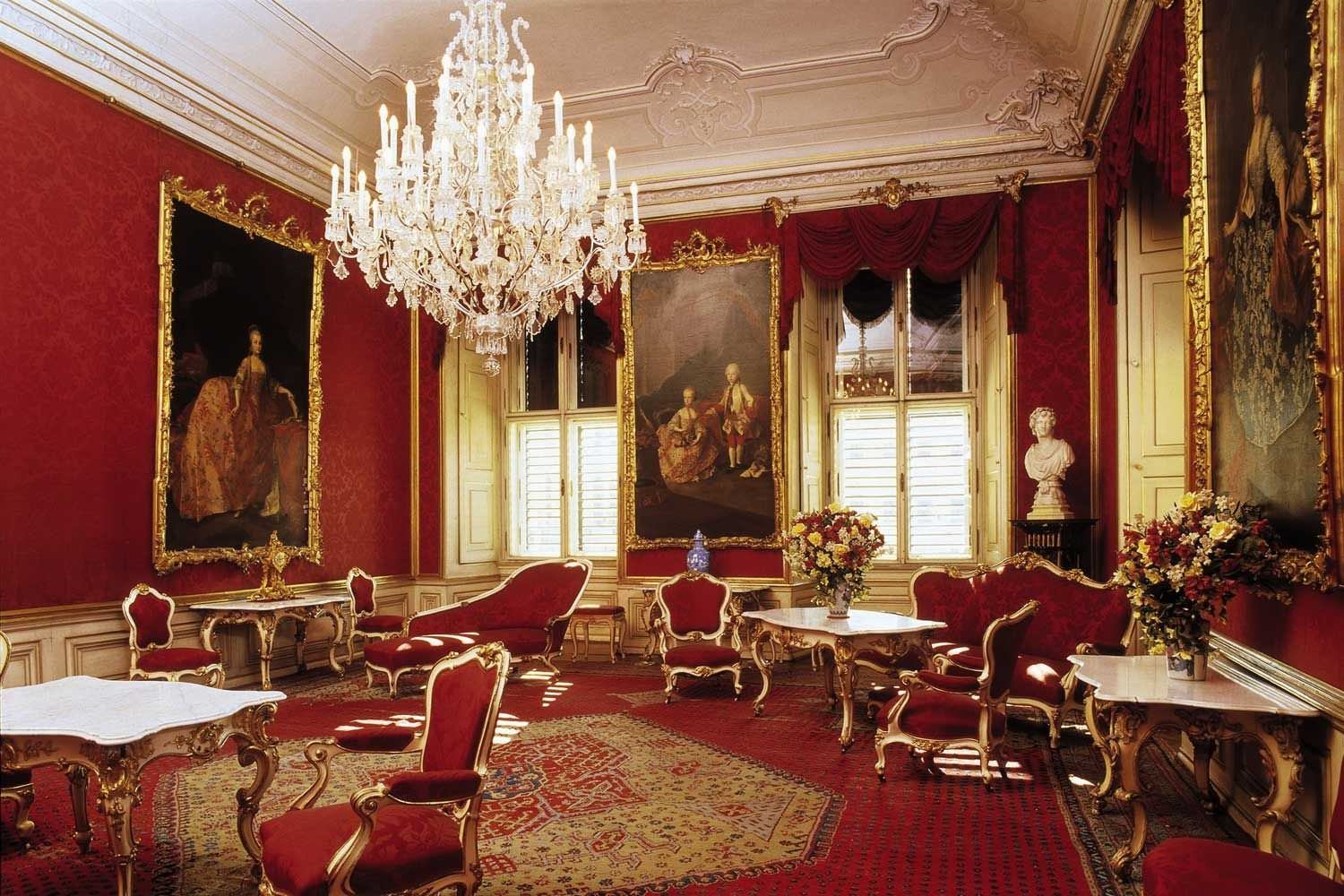 Amazing Room Inside The Schonbrunn Palace In Vienna, Austria