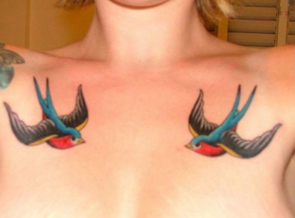 Amazing Sparrow Tattoos On Collar Bones