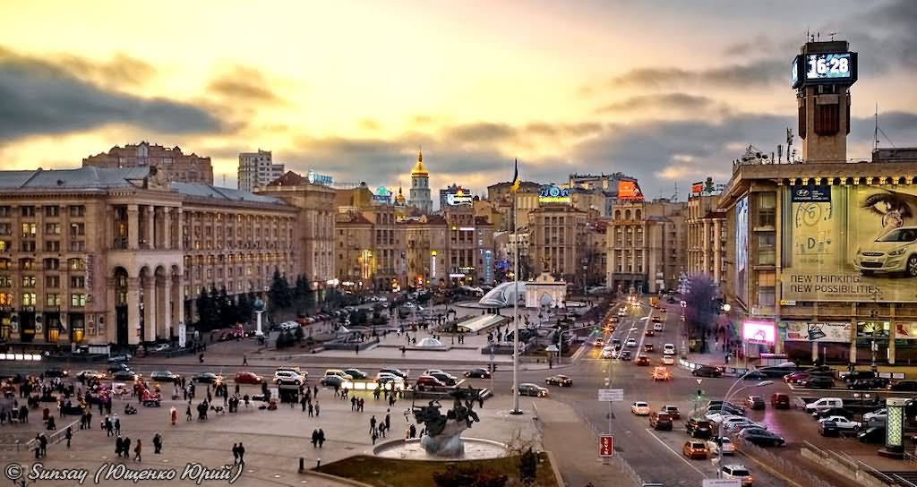 Beautiful View Of The Maidan Nezalezhnosti During Sunset
