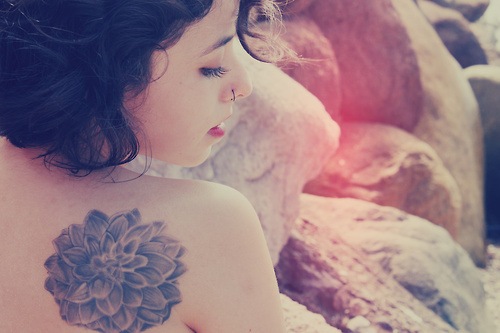 Black Ink Dahlia Flower Tattoo On Girl Right Back Shoulder