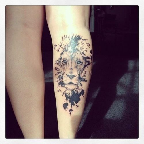 Black Ink Lion Head Tattoo Design For Side Thigh