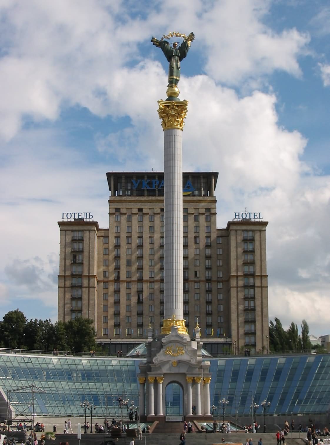 Closeup Of The Independence Statue At The Maidan Nezalezhnosti