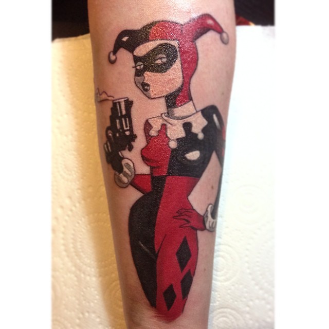 Harley Quinn With Gun Tattoo