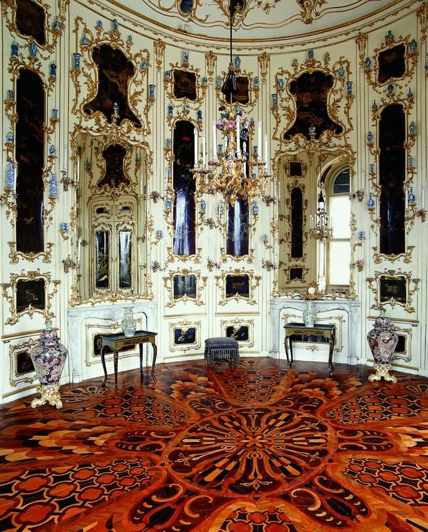 Interior Of The Schonbrunn Palace In Vienna