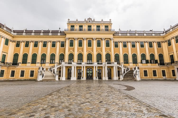 Main Entrance Of The Schonbrunn Palace