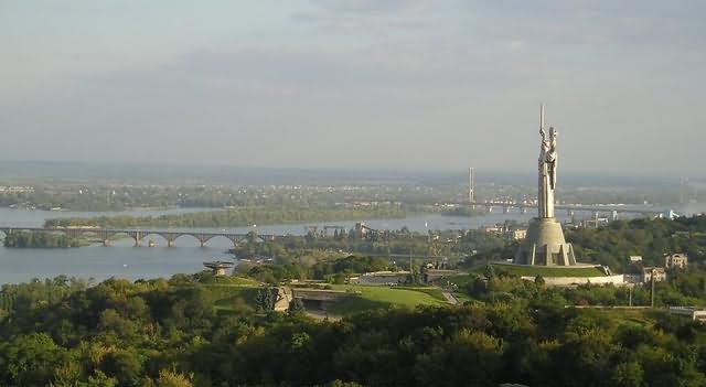 Side View Image Of The Mother Motherland Monument