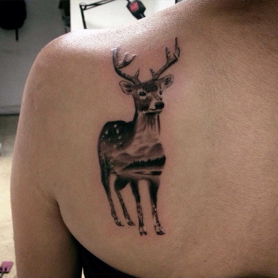 Black And Grey Deer Tattoo On Left Back Shoulder by Daniel Rozo