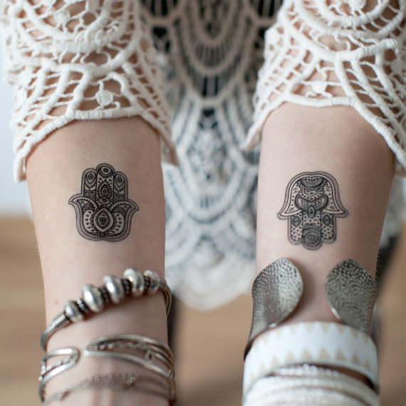 39+ Beautiful Hamsa Tattoos