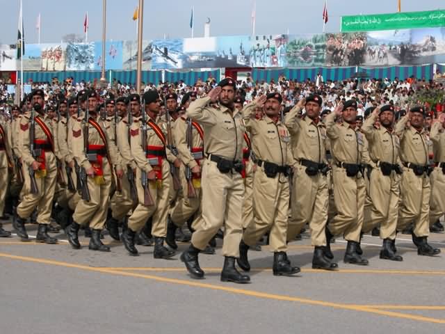 Pakistan Armed Force Parade During Independence Day