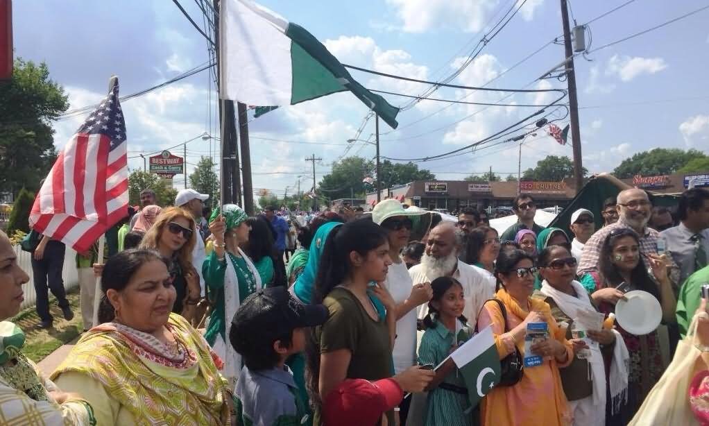 Pakistan People Taking Part In Independence Day Parade In America