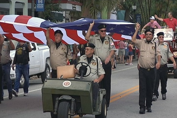 Soldiers Taking Part In Memorial Day Parade Picture