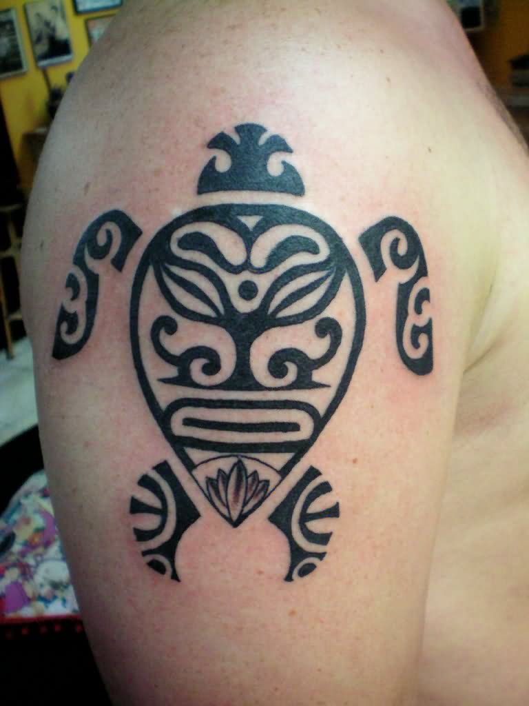 Black Tribal Turtle Tattoo On Right Shoulder