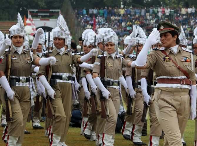 Female Cops Take Part In Independence Day Celebrations