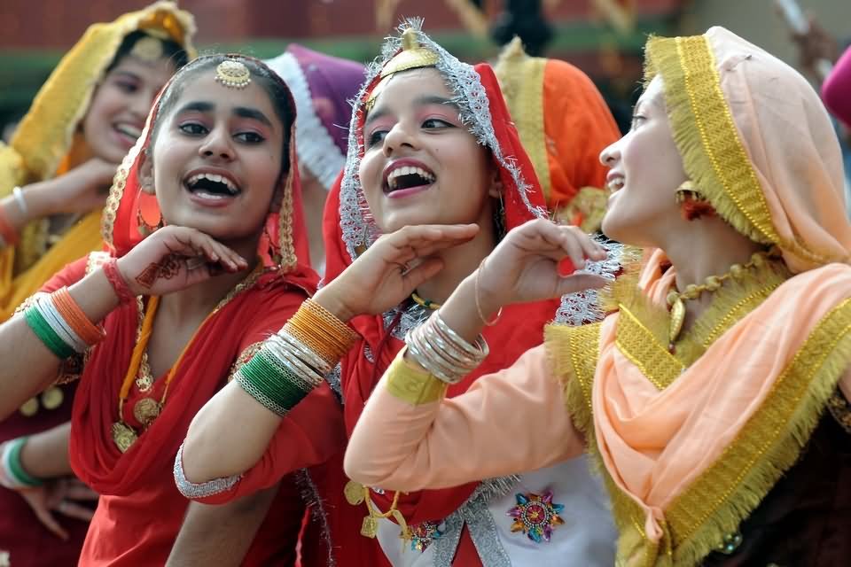 Punjabi Girls Performing During Independence Day Celebrations