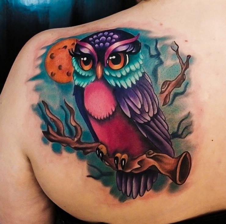 Beautiful Colored Owl Tattoo On Left Back Shoulder by Mike Evans