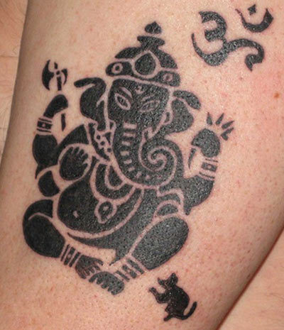 Black Ink Ganesha Tattoo On Left Bicep