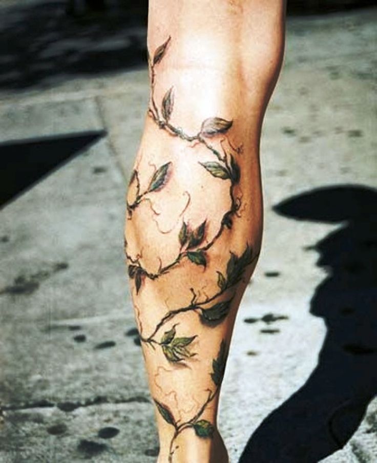Classic Poison Ivy Plant Tattoo On Right Leg
