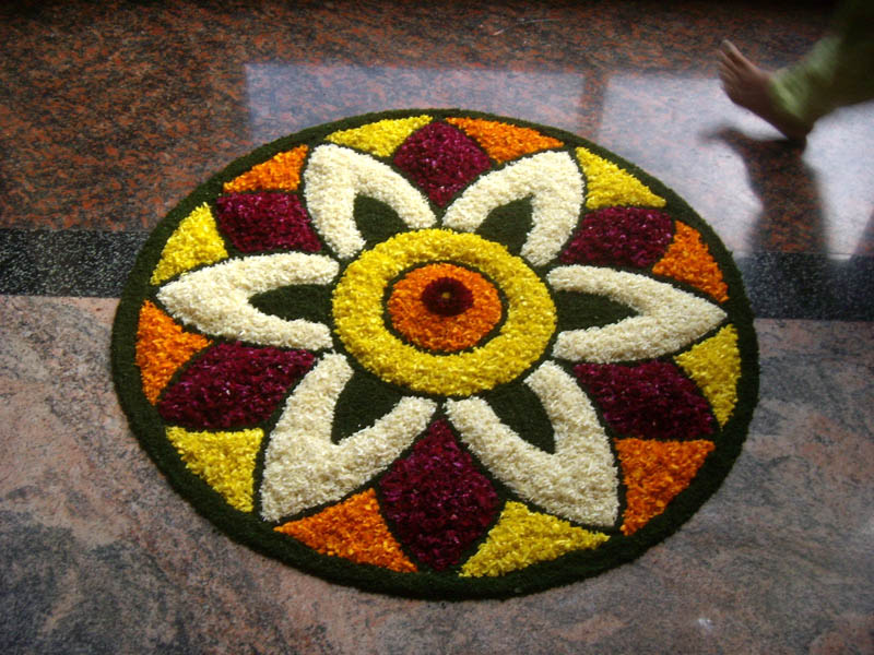 Flower Pookalam Rangoli Design For Onam