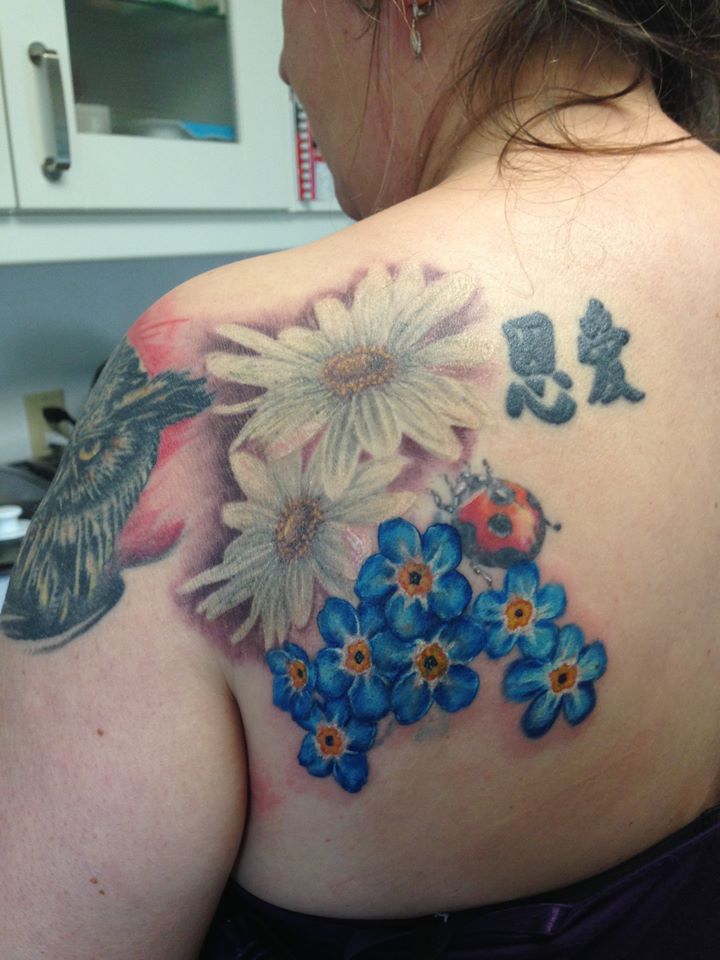 Flowers Tattoos On Girl Back Shoulder