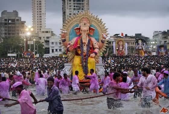 Ganesh Chaturthi Celebration Picture For Facebook