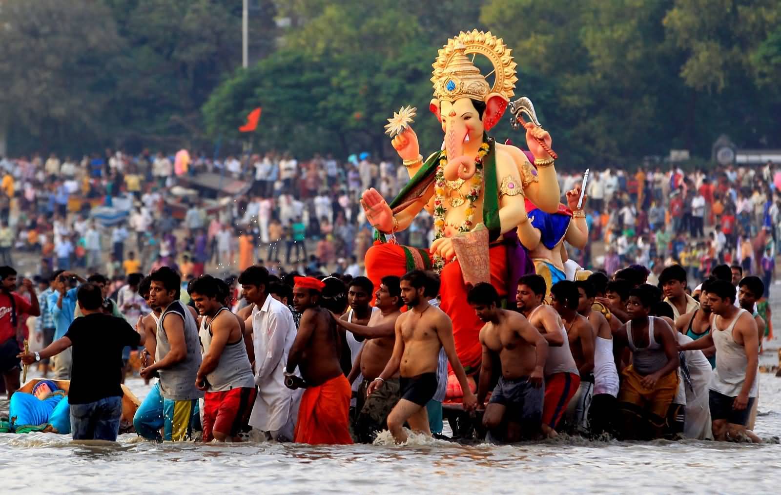 Immersion Of Ganesha Idol On Ganesh Chaturthi Celebration Picture