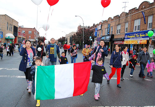Kids With Italian Flag During Columbus Day Parade