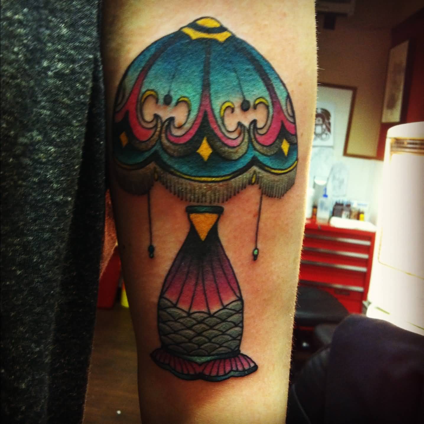 Colorful Lamp Tattoo Image