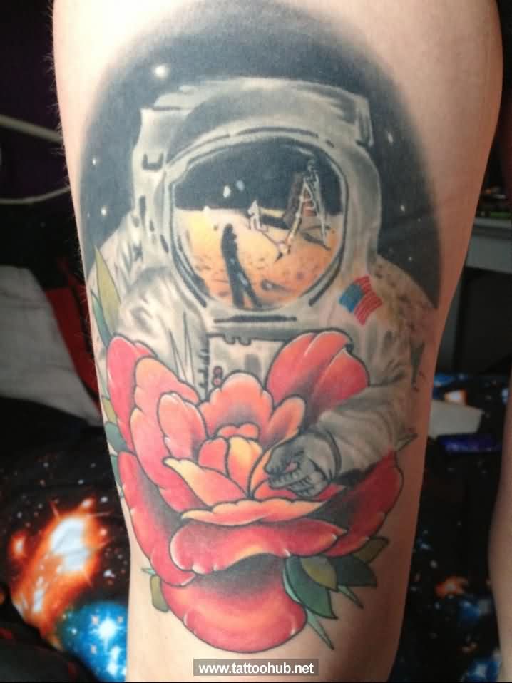 Astronaut Art Tattoo On Thigh
