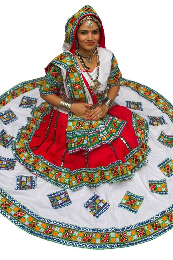 Adorable Traditional Chaniya Choli Dress For Navratri Festival
