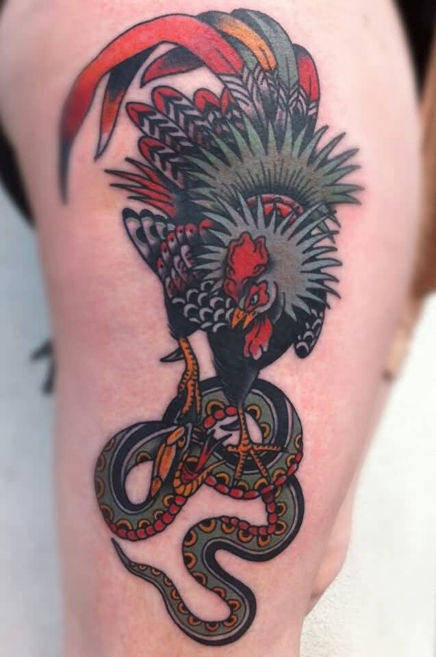 Black And Grey Rooster Tattoo On Side Leg