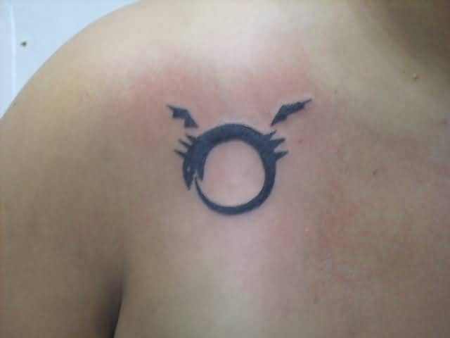 Black Ouroboros Tattoo On Front Shoulder