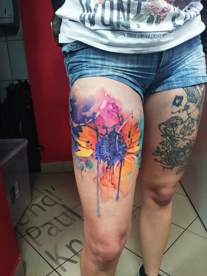Cool Watercolor Sun Flower Tattoo On Right Thigh by Uncl Paul Knows