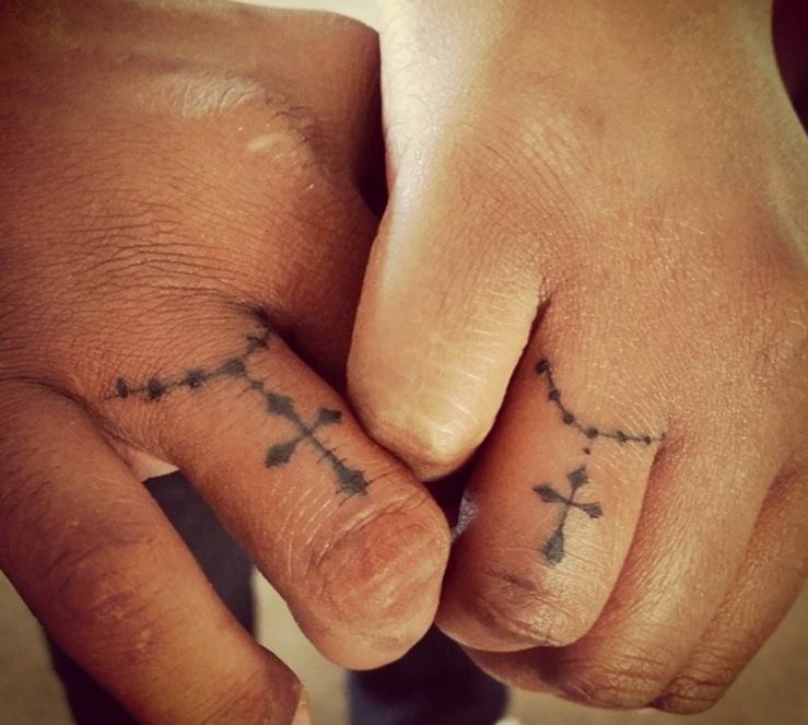 Rosary Cross Tattoos On Fingers For Couple