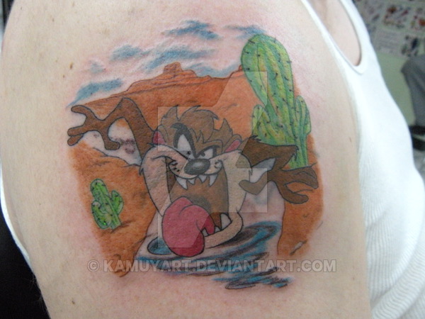 Colorful Taz Tattoo On Right Shoulder by kamuyart