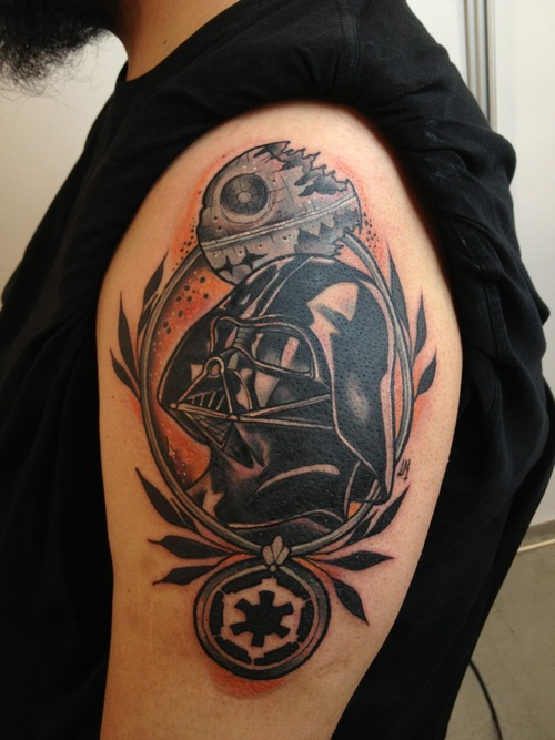 Darth Vader Helmet Tattoo On Man Left Shoulder