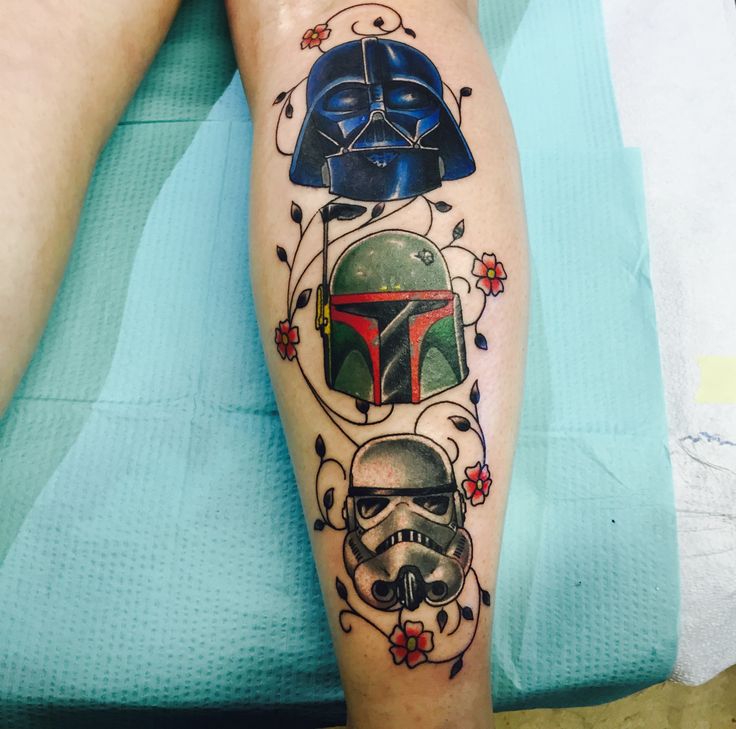 Star Wars Darth Vader Helmet Tattoo On Leg