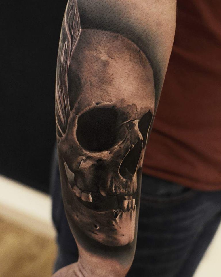3D Skull Tattoo On Arm by Eduard