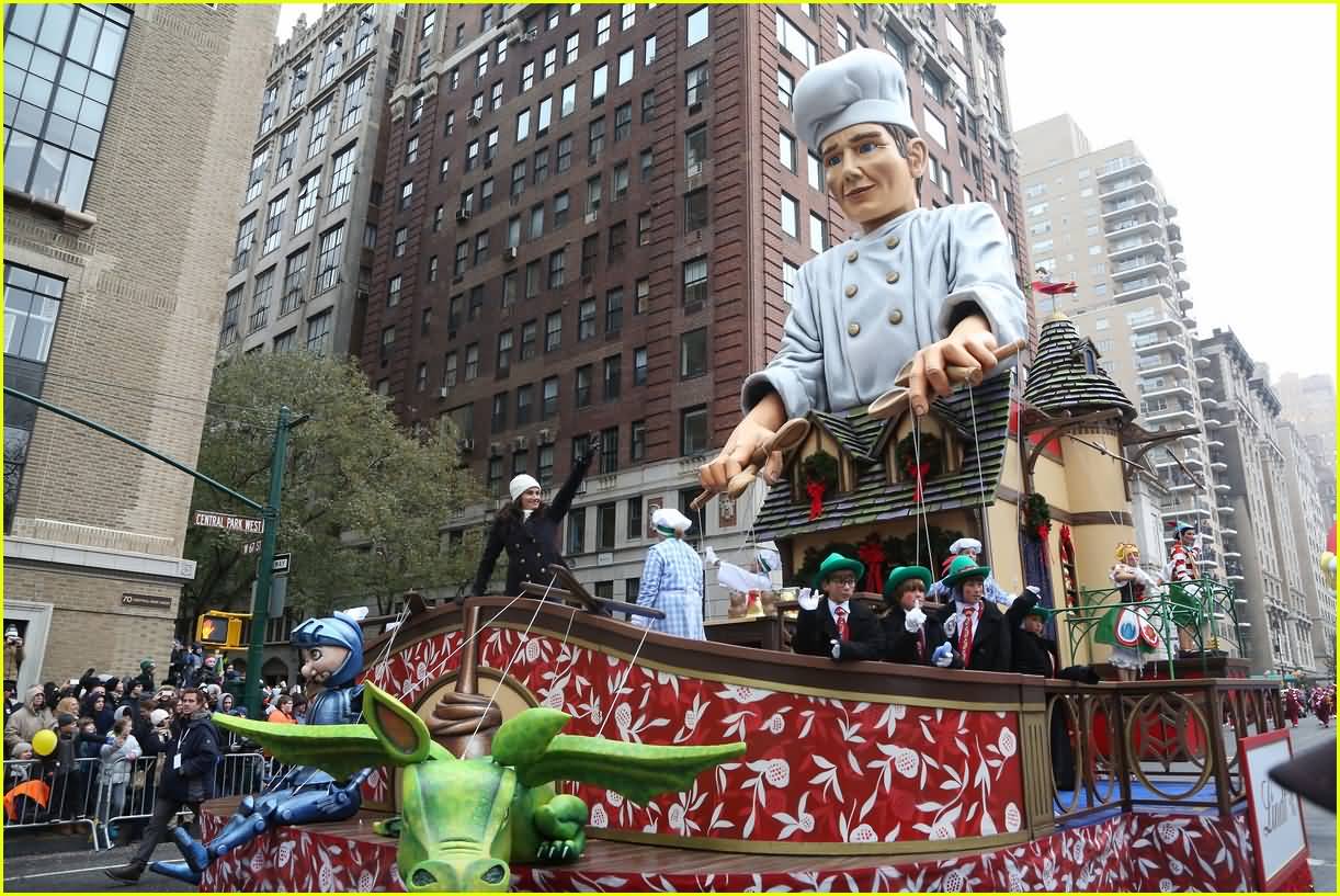 Beautiful Float Taking Part At The Thanksgiving Day Parade